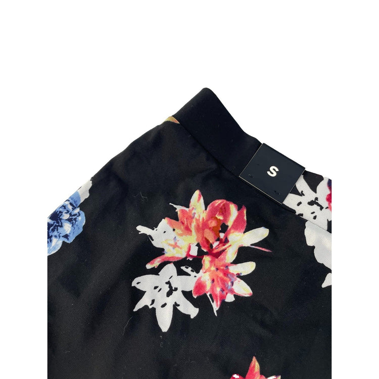 Women's Express Black Floral Print Skort/Shorts Size Small