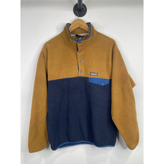 Patagonia Men's Medium Lightweight Synchilla Snap-T Fleece Pullover MultiColor