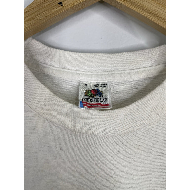 Mens VTG Fruit Of The Loom 1991 “Where In The World Is Carmen Sandiego” Tee Sz S