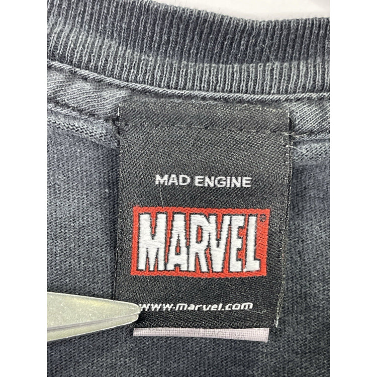 Early 2000s Marvel Mad Engine T-Shirt  Captain America Wolverine Ironman Size M