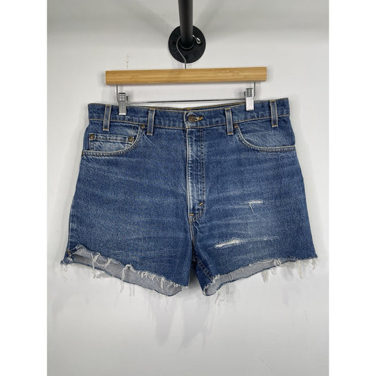 Vintage Levi’s 540 Women’s Blue Denim Biker Jean Shorts Brown Tab Size 36