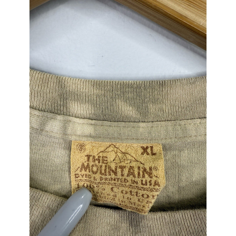 Vintage 2000 Native American “the Mountain” T-shirt Size Xl