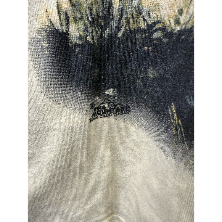 Vintage 2000 Native American “the Mountain” T-shirt Size Xl
